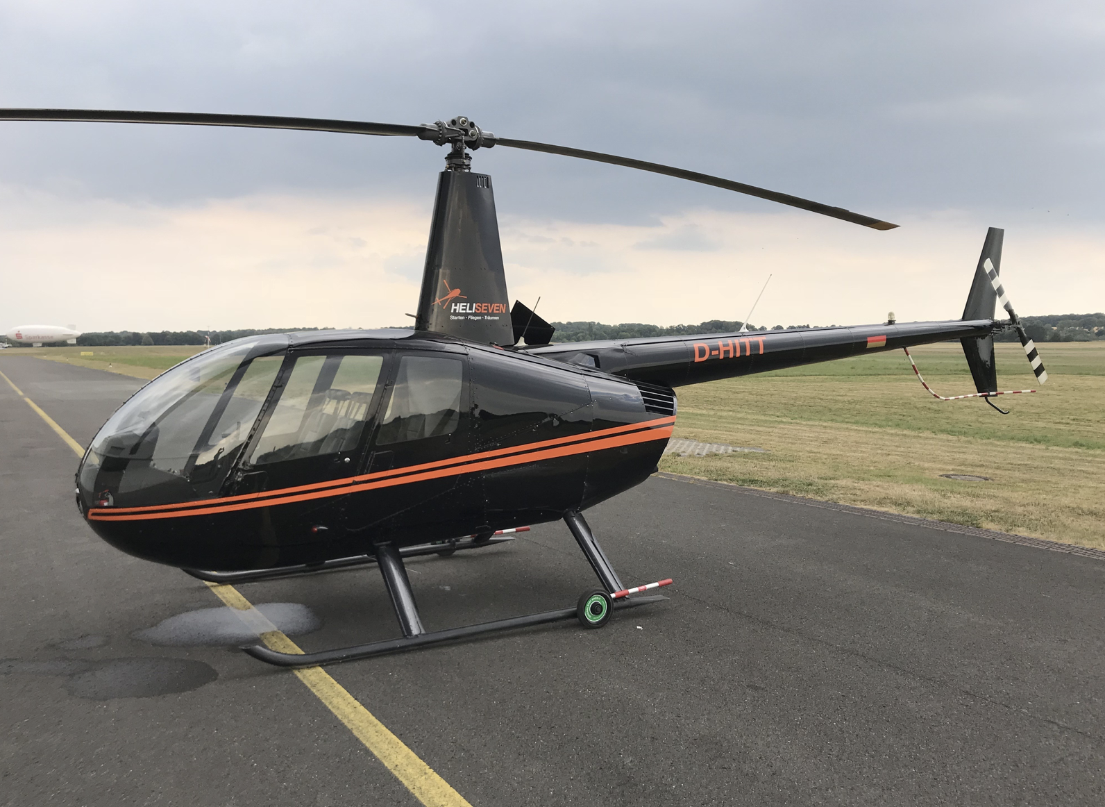 2003 Robinson R44 Raven 1, photo 2